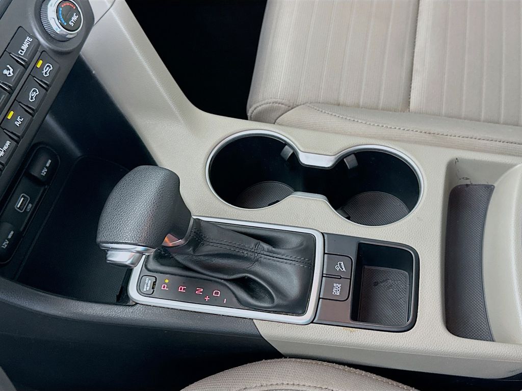 2021 Kia Sportage LX photo 16
