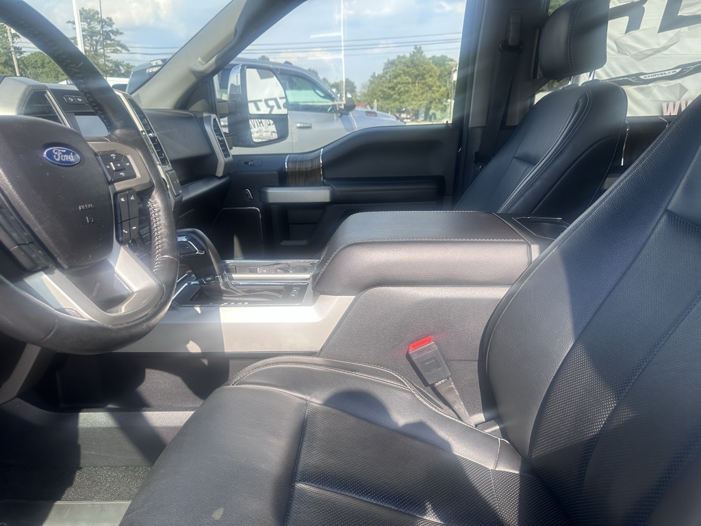 2020 Ford F-150 Lariat photo 3