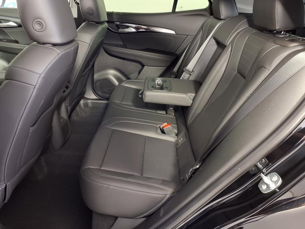 2025 Buick Envision Preferred photo 18