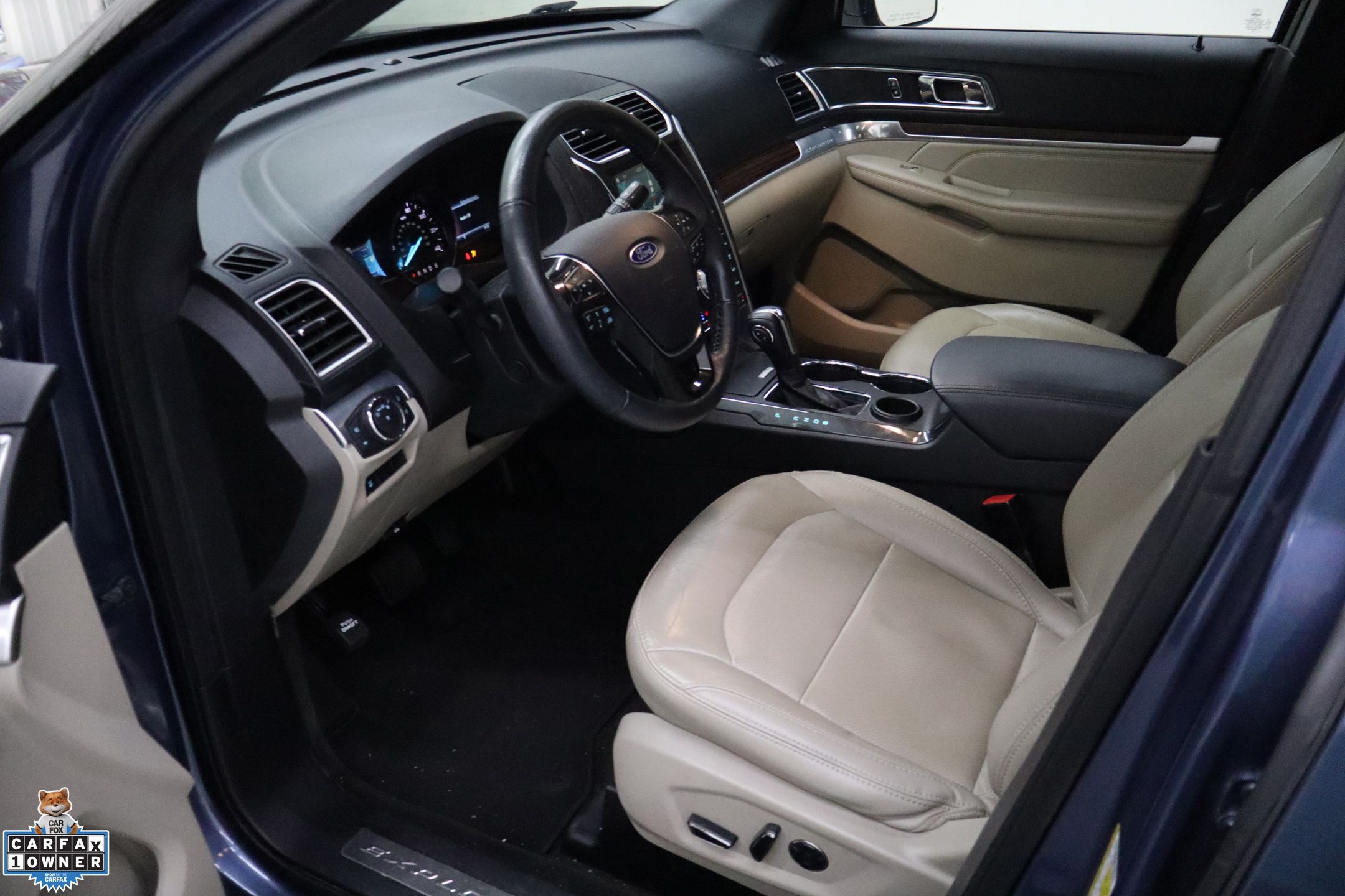 2018 Ford Explorer Limited photo 26