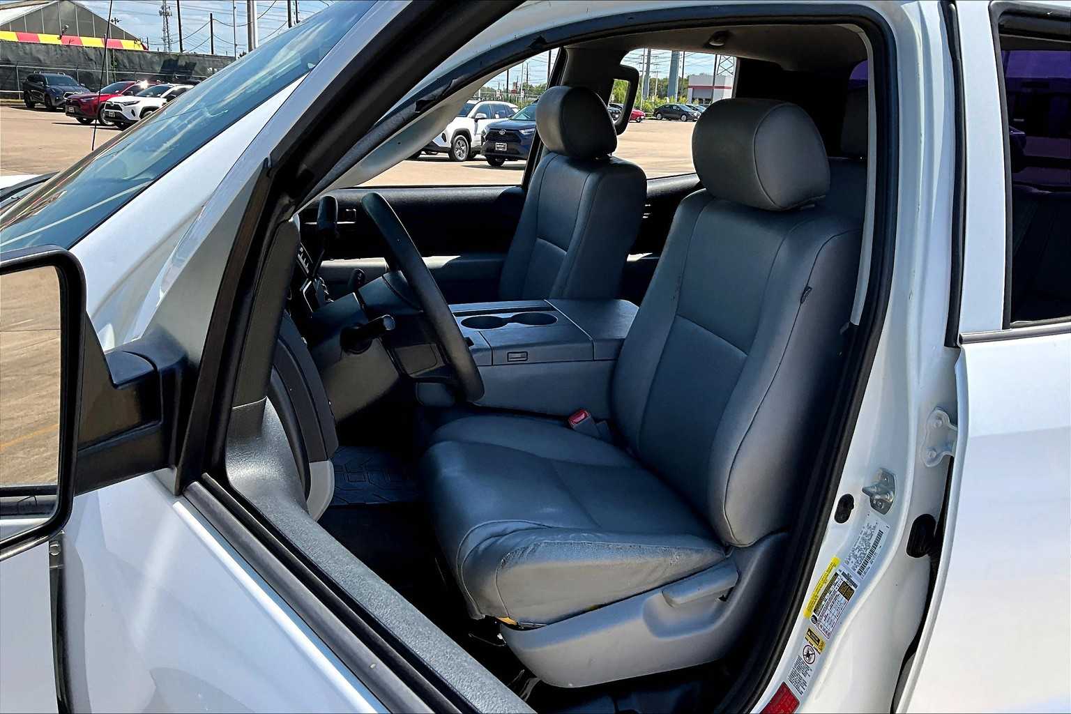 2013 Toyota Tundra Double Cab photo 7