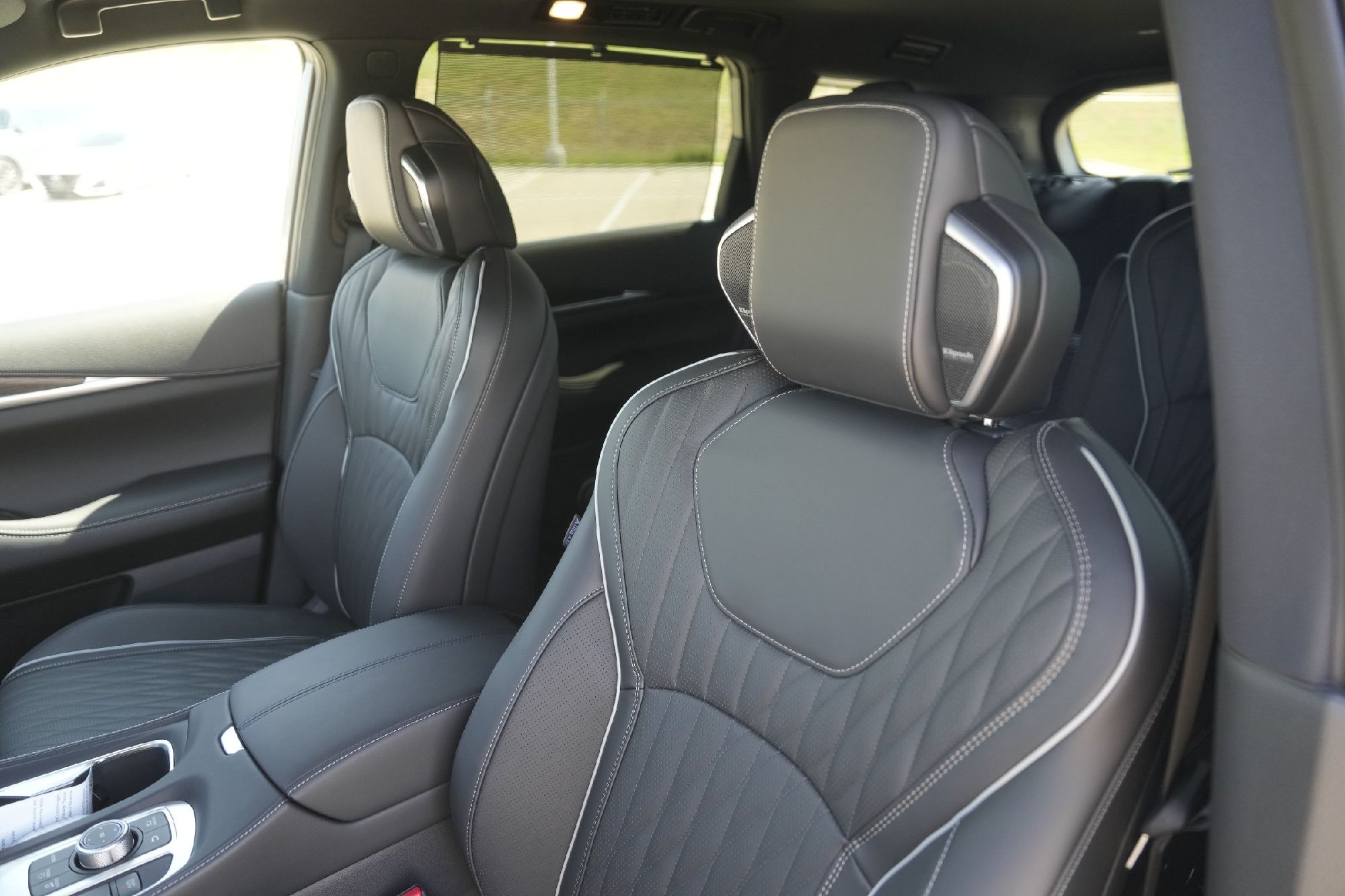 2026 Infiniti QX60 Autograph AWD photo 8