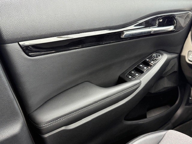 2024 Kia Seltos X-Line photo 31