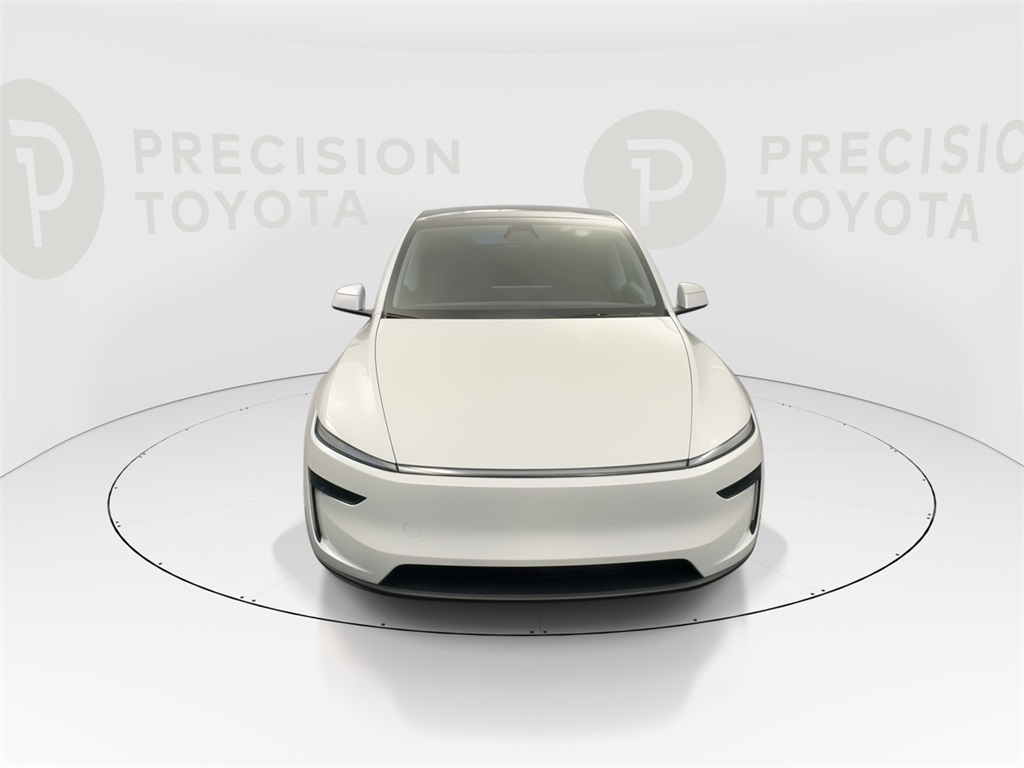 2026 Tesla Model Y Long Range photo 6