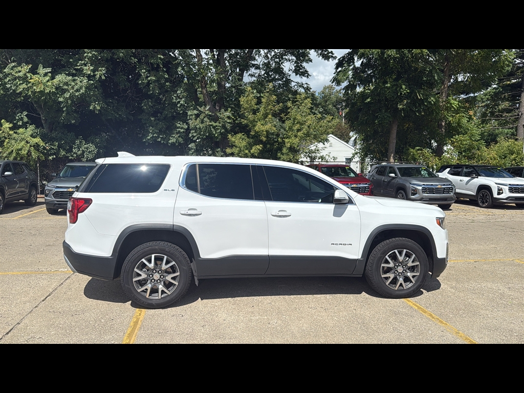2023 Gmc Acadia SLE photo 6