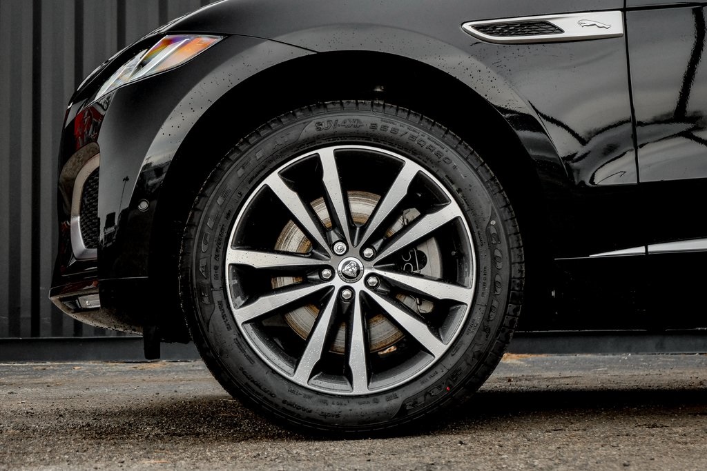 2026 Jaguar F-PACE P250 R-Dynamic S photo 2