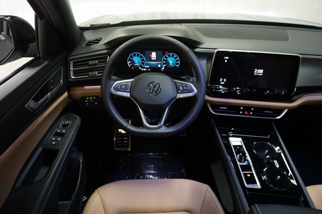 2026 Volkswagen Atlas Cross Sport SEL R-Line photo 12