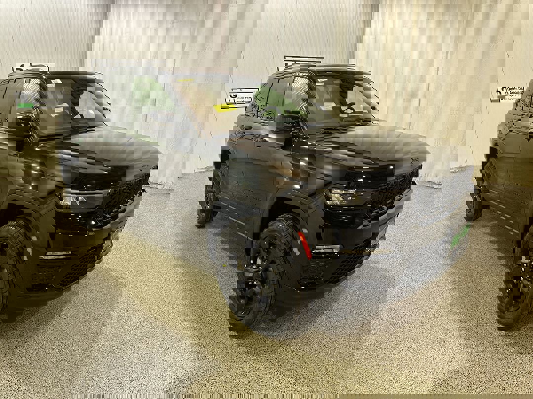 2025 Jeep Grand Cherokee Limited's photo