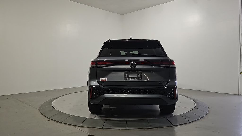 2025 Volkswagen Tiguan SE R-Line Black photo 4
