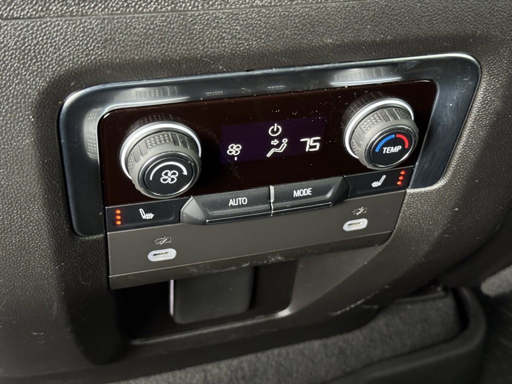 2022 Chevrolet Tahoe Z71 photo 24