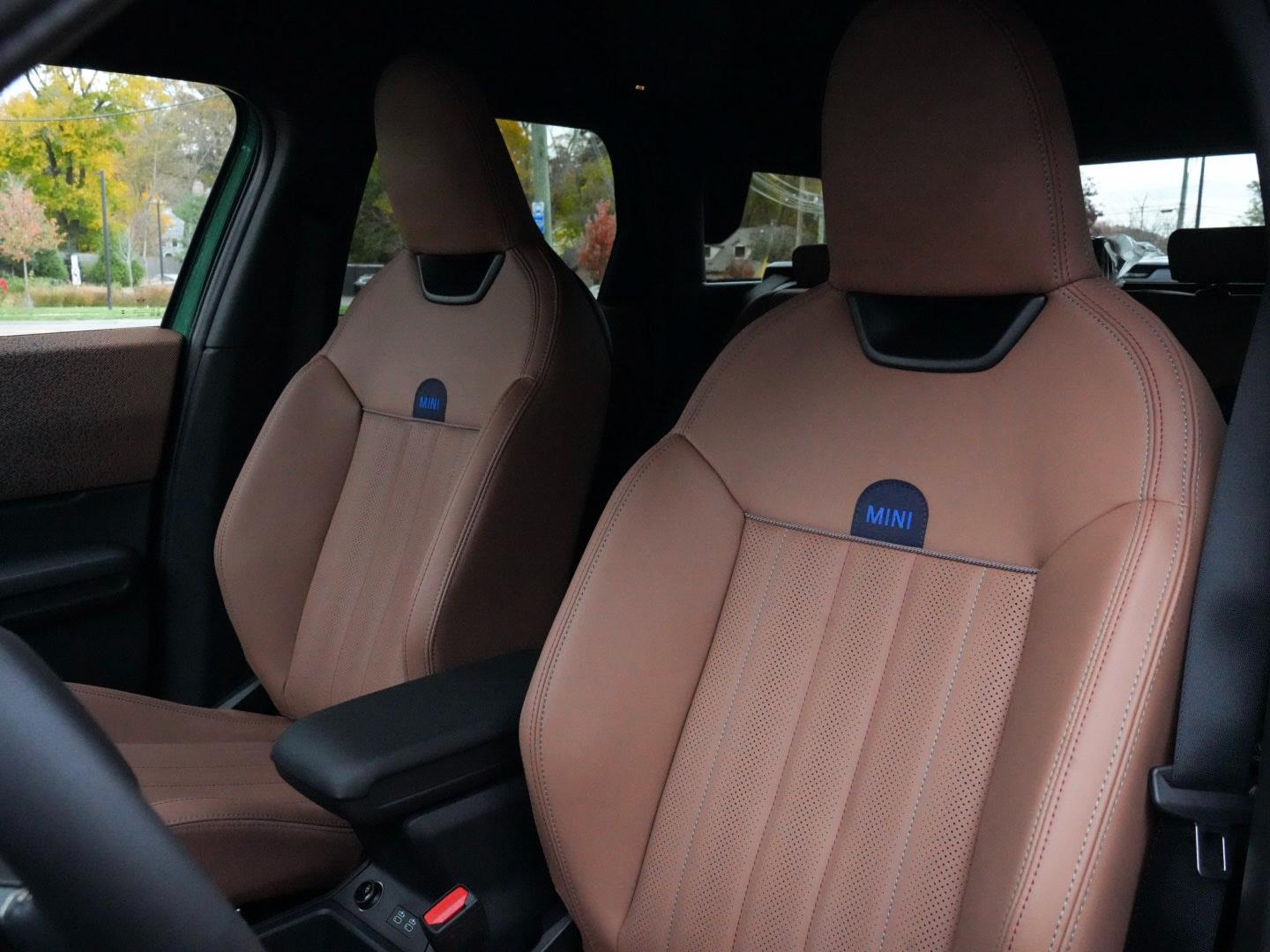 2026 Mini Countryman S ALL4 Iconic photo 3