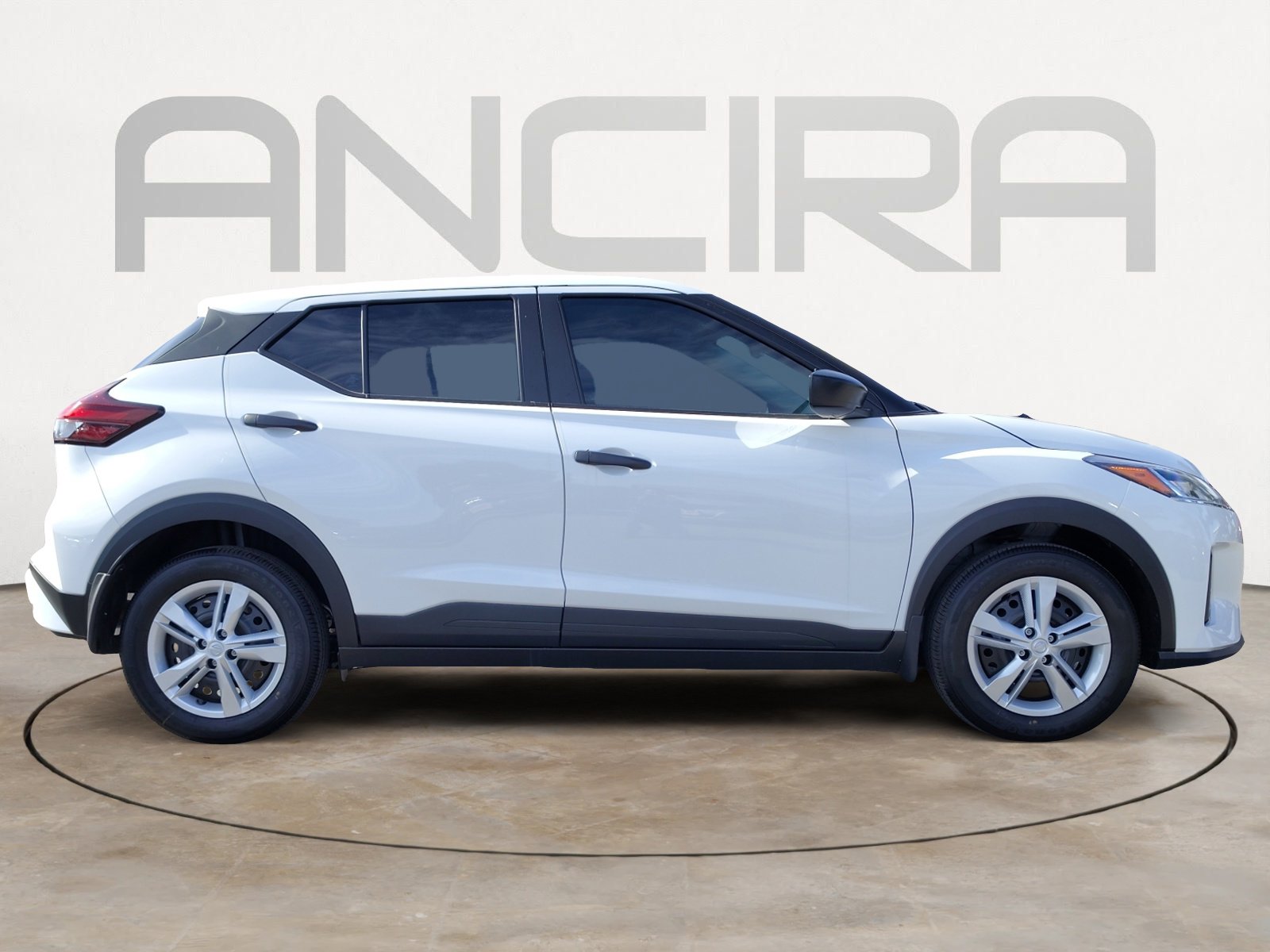 2025 Nissan Kicks Play S photo 11