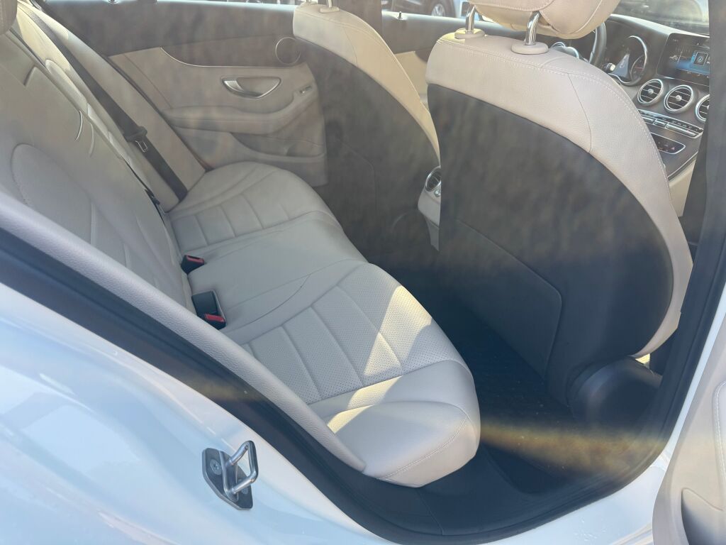 2020 Mercedes Benz C 300 4MATIC Sedan photo 18