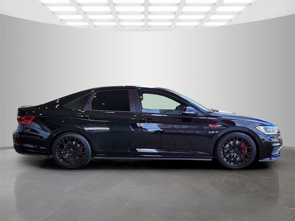 2019 Volkswagen Jetta GLI 2.0T S photo 3