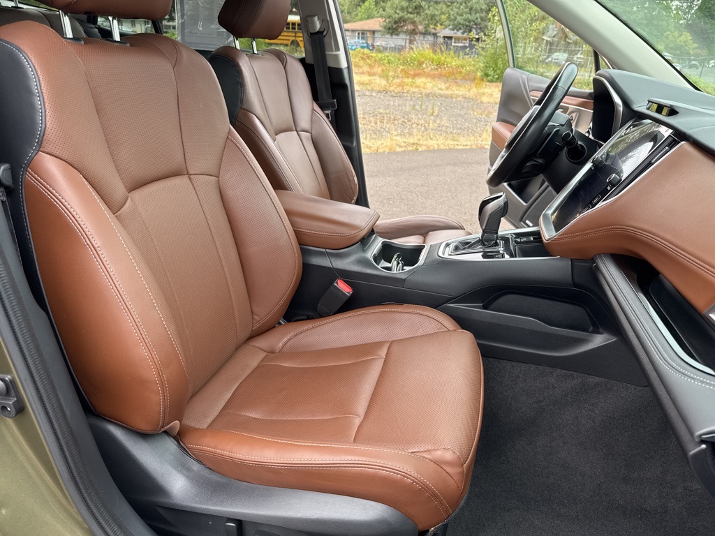 2021 Subaru Outback Touring XT photo 28