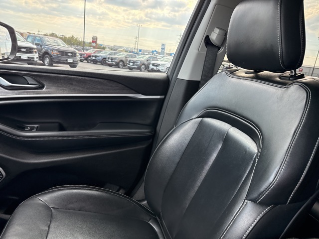 2021 Jeep Grand Cherokee Limited photo 22