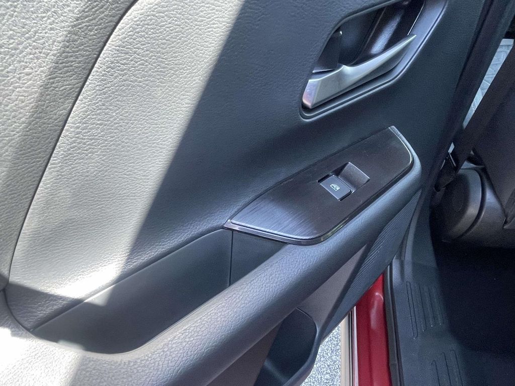 2026 Nissan Kicks SV photo 10