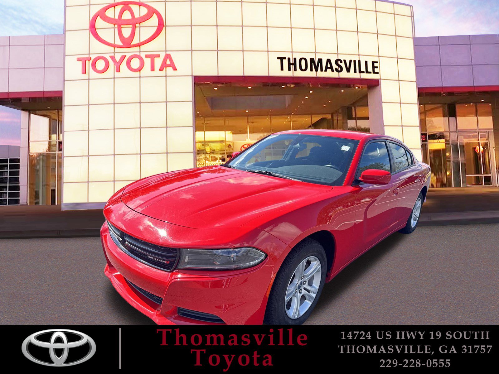 Used 2022 Torred Clearcoat Dodge SXT image 1