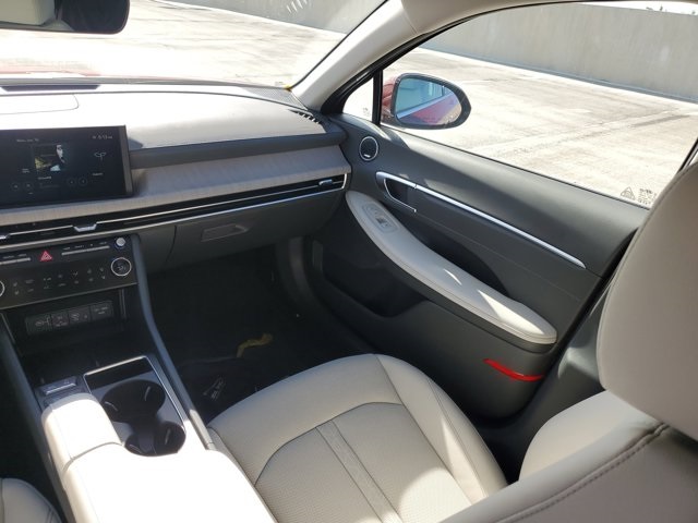 2025 Hyundai Sonata Hybrid Limited photo 10