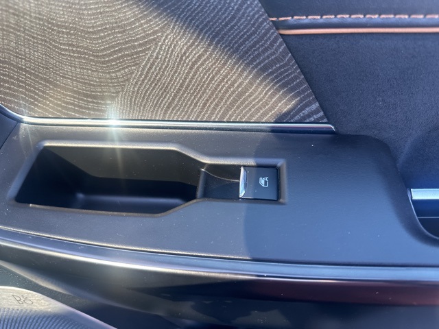 2022 Ford F-150 Platinum photo 26