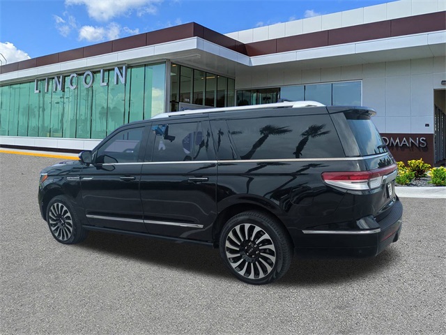 2024 Lincoln Navigator Black Label photo 6