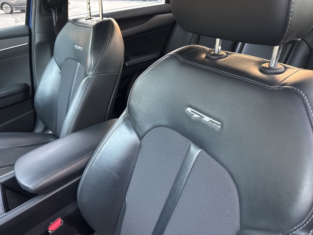 2021 Kia K5 GT-Line photo 2