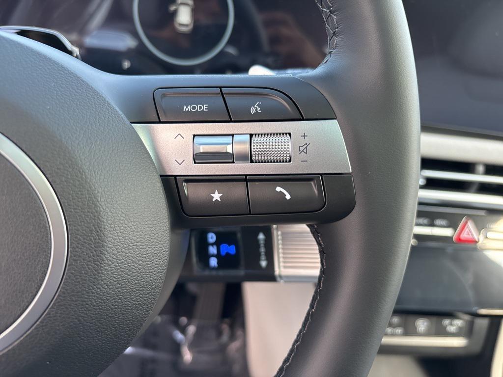 2025 Hyundai Tucson Hybrid SEL Convenience photo 23