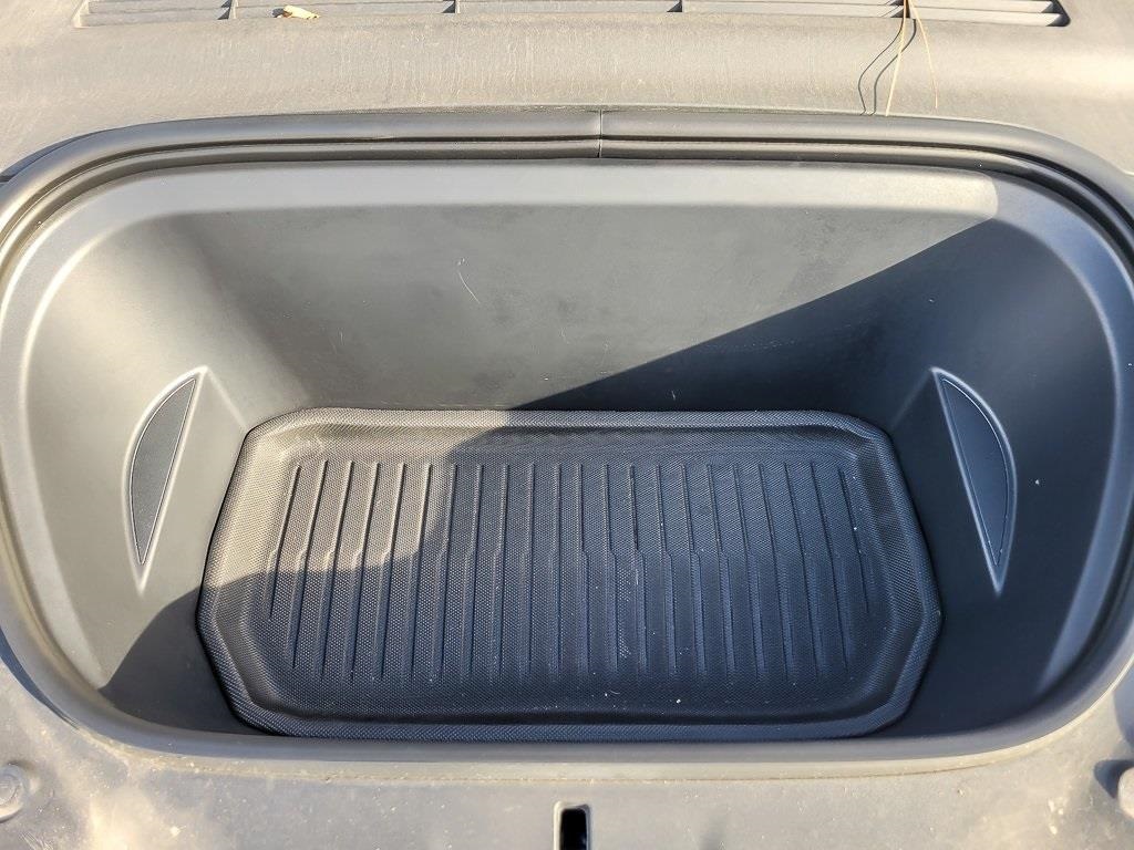 2024 TESLA MODEL Y - Image 21