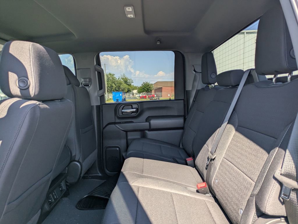 2026 Chevrolet Silverado 2500HD Custom photo 20