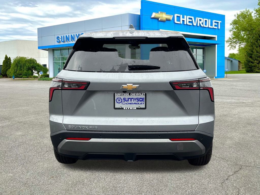 2026 Chevrolet Equinox LT photo 3