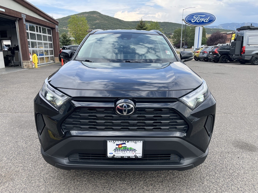 2024 Toyota RAV4 XLE photo 7