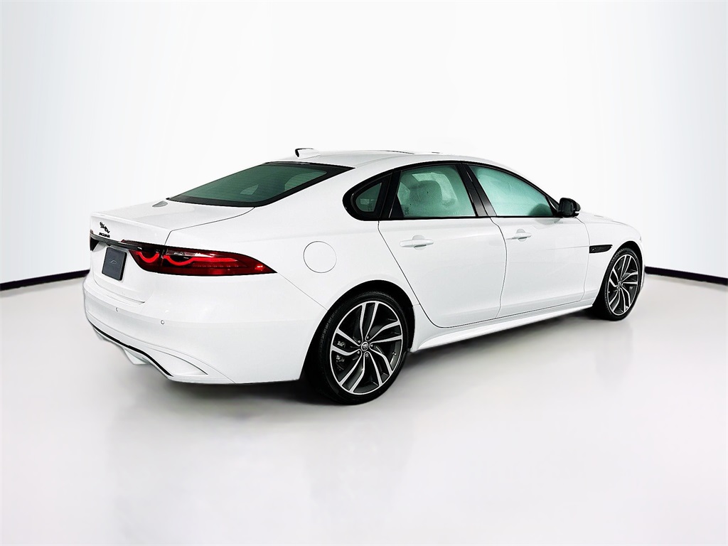 New 2024 White Jaguar R-Dynamic SE image 5