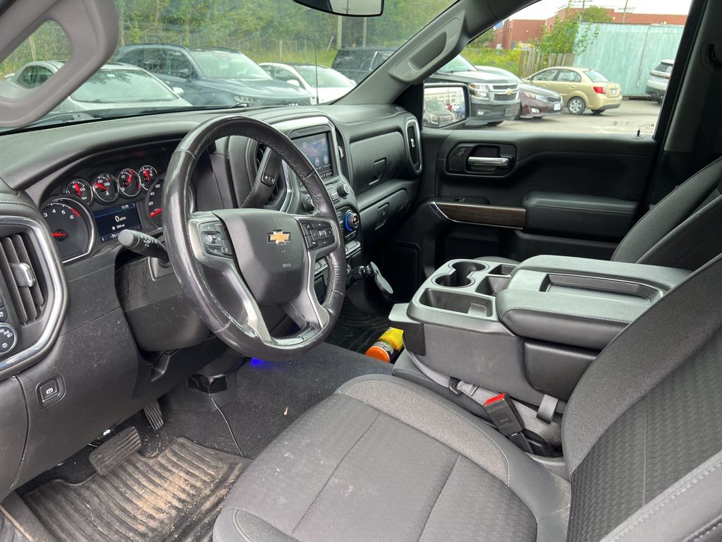 2020 Chevrolet Silverado 1500 LT photo 10