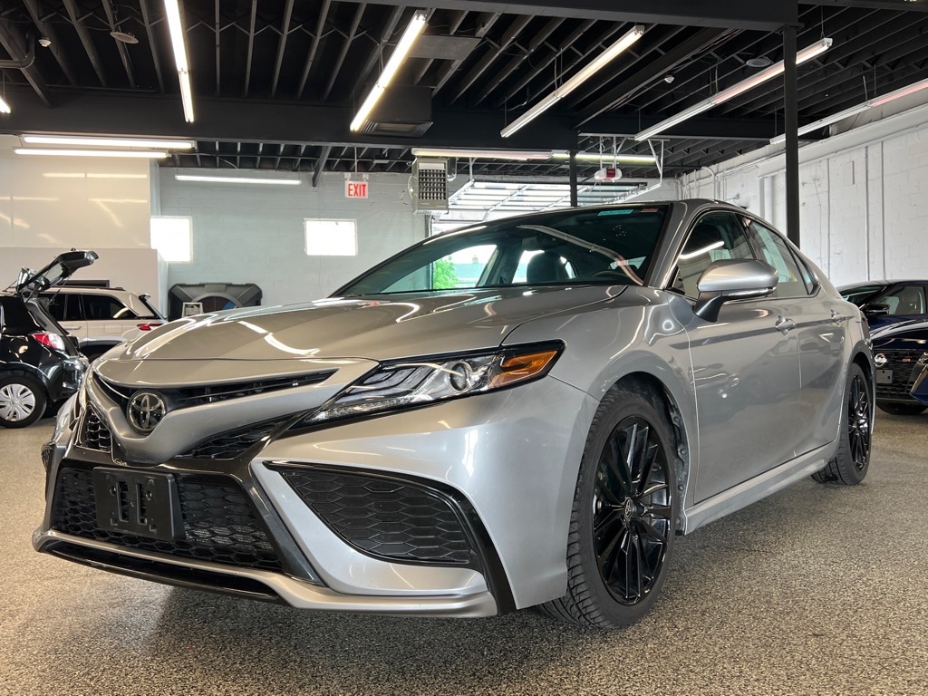 2023 Toyota Camry XSE photo 3
