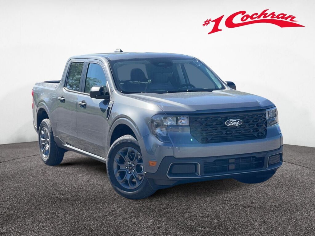 2025 Ford Maverick XLT's photo