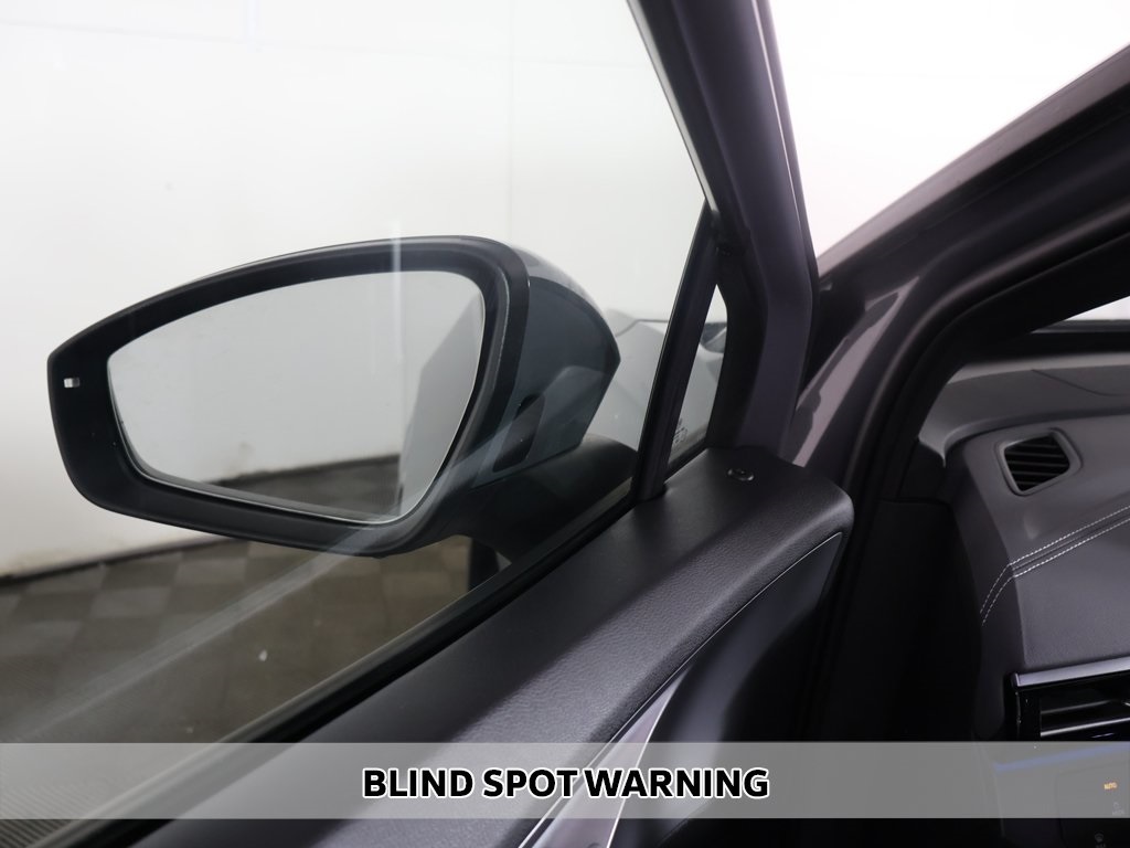 2023 Volkswagen ID.4 Pro S photo 4