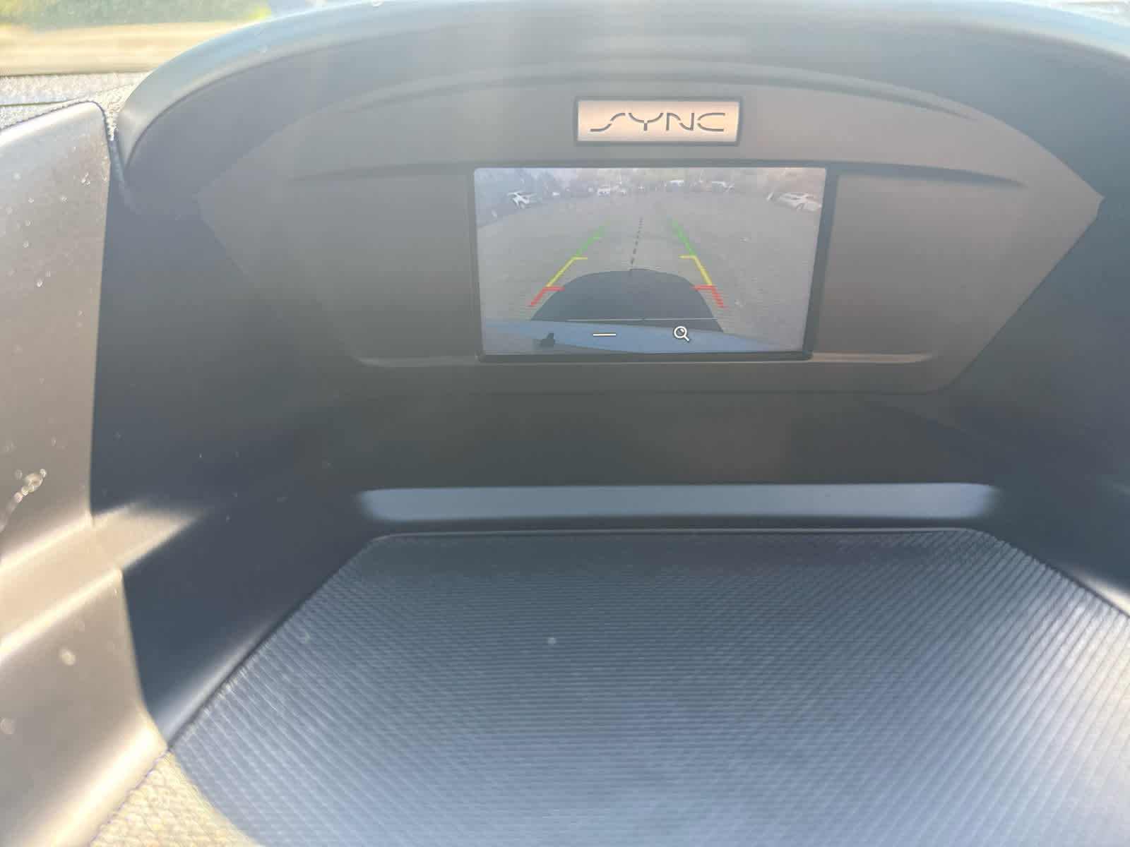 2017 Ford C-Max Hybrid SE photo 21