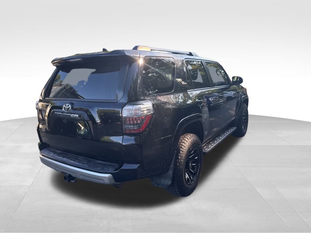 2020 Toyota 4Runner TRD Off-Road Premium photo 4