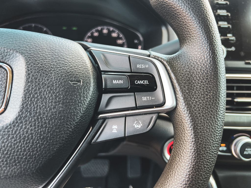 2020 Honda Accord LX photo 18