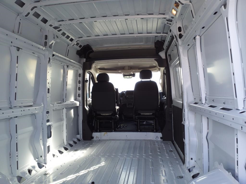 2025 Ram ProMaster 2500 photo 3