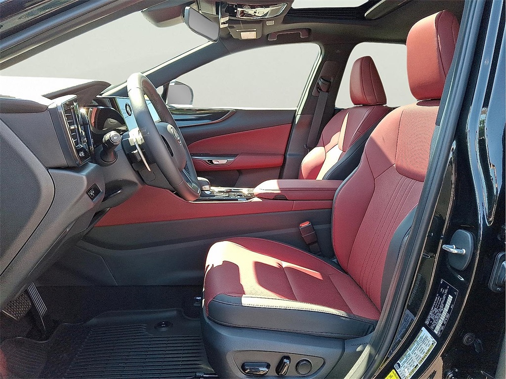 2026 Lexus NX 350 Premium photo 4