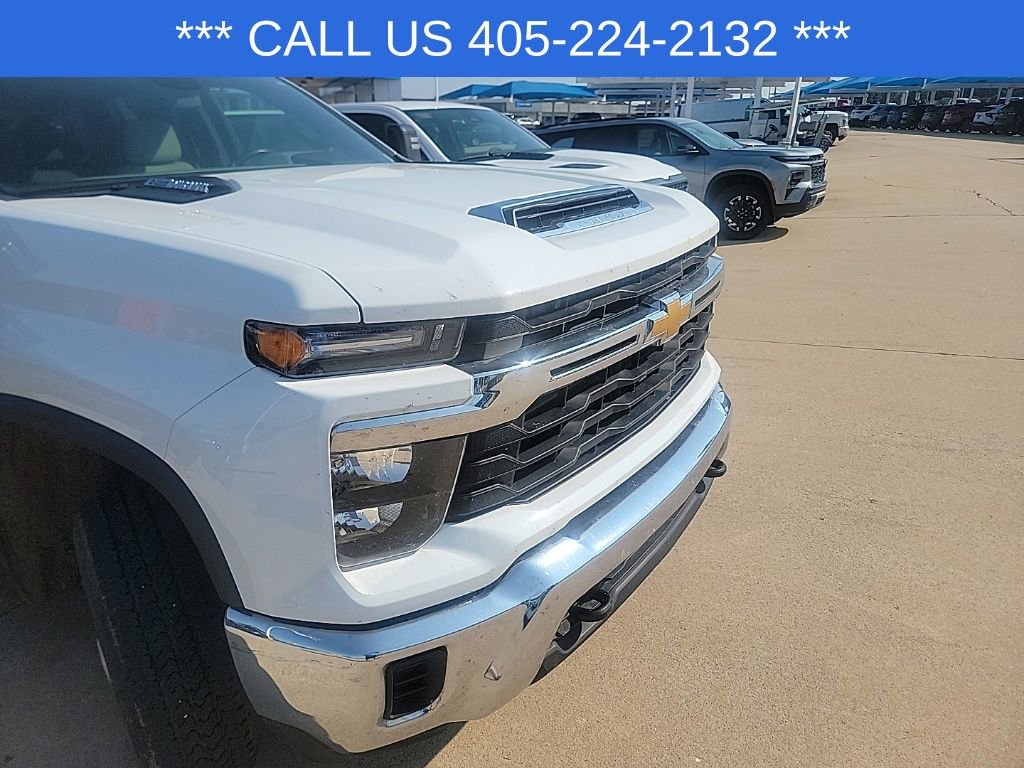 2024 Chevrolet Silverado 2500HD LT photo 33