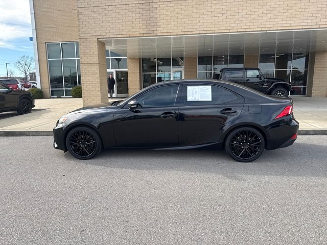 2015 Lexus IS Base's photo