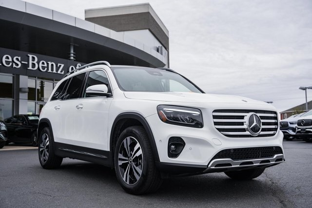 2025 Mercedes-Benz GLB Base's photo