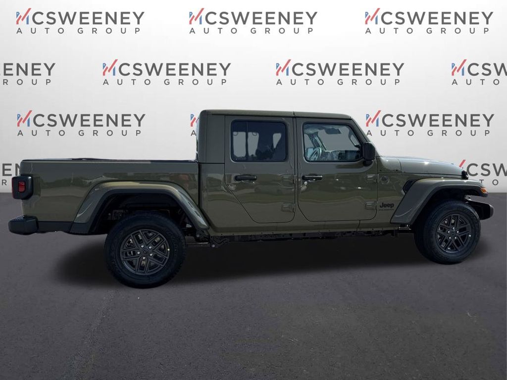 2025 Jeep Gladiator Sport S photo 6