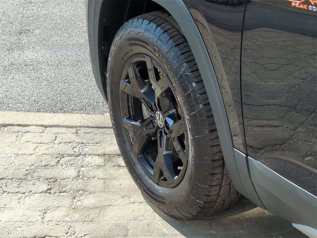 2024 Volkswagen Atlas Peak Edition SEL photo 26