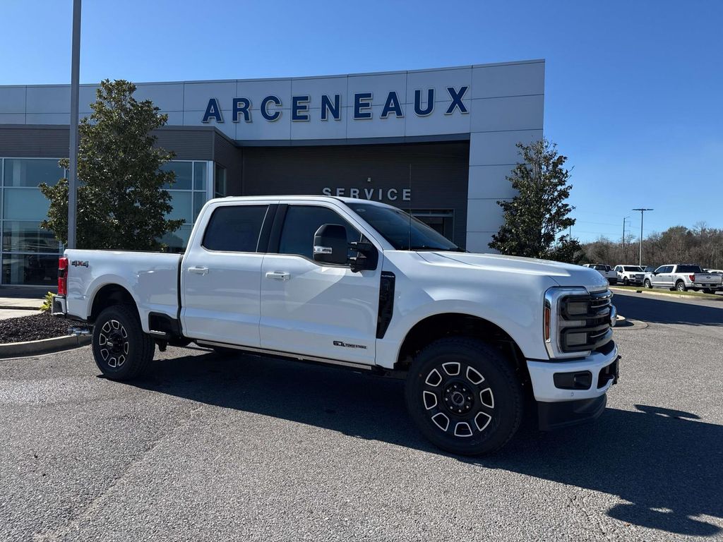 2026 Ford F-250 Super Duty Platinum's photo