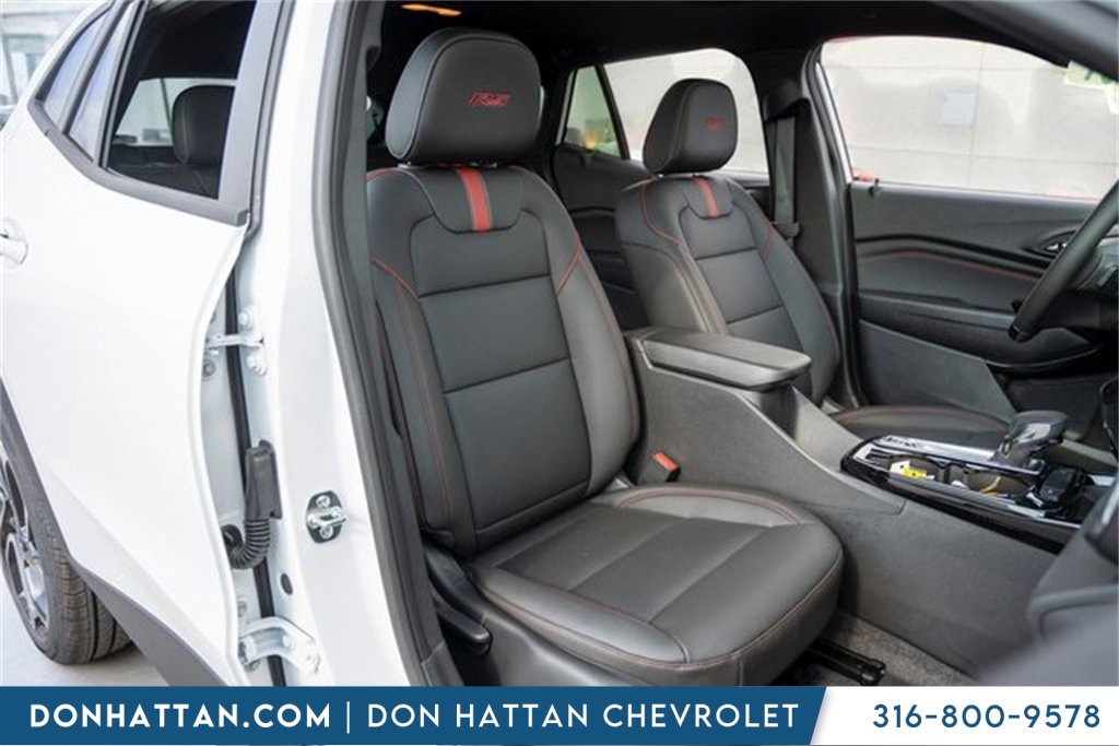 2025 Chevrolet Trax photo 21