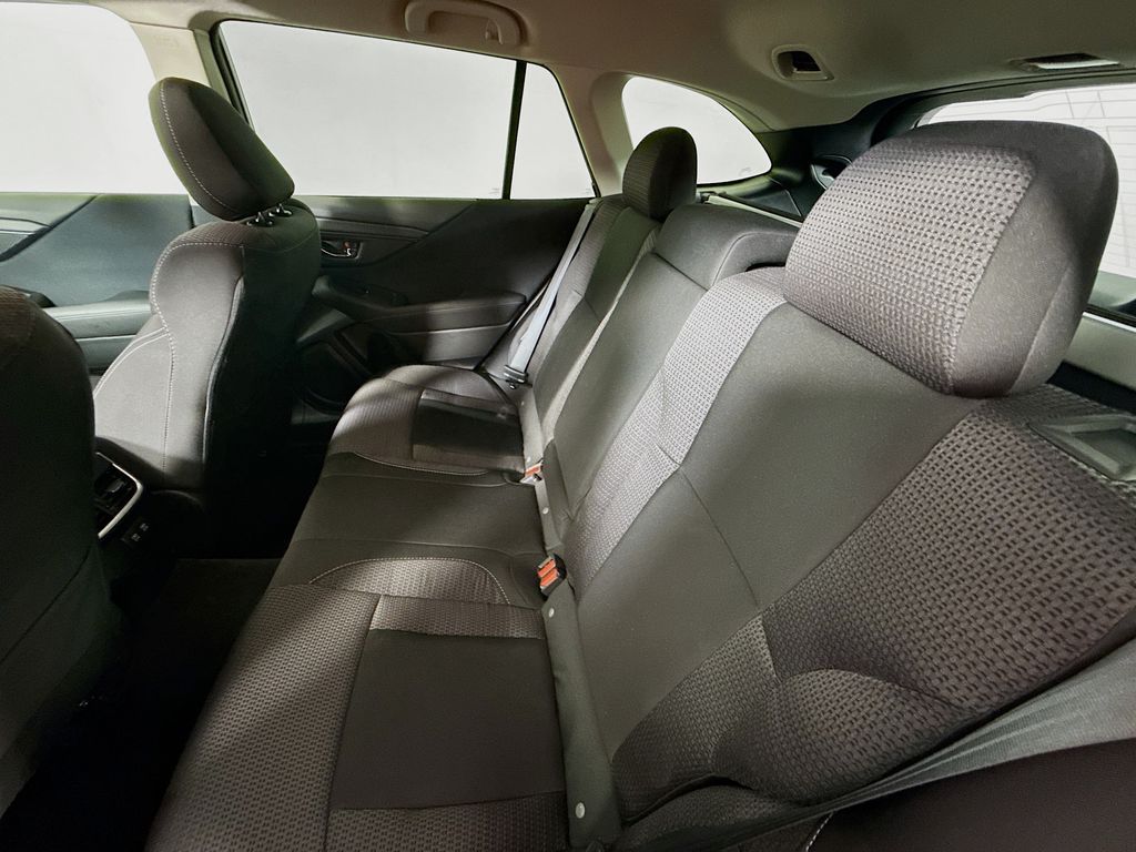2022 Subaru Outback Premium photo 23