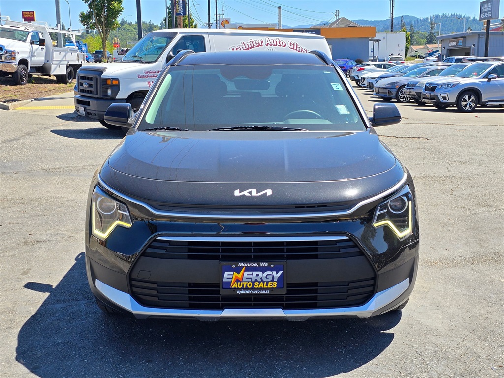 Used 2023 Kia Niro LX with VIN KNDCP3LE8P5090741 for sale in North Bend, WA